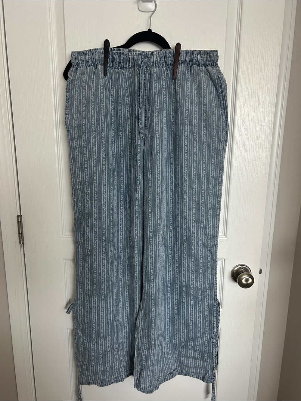 Thread & Supply Blue Floral Striped Wide Leg Pants